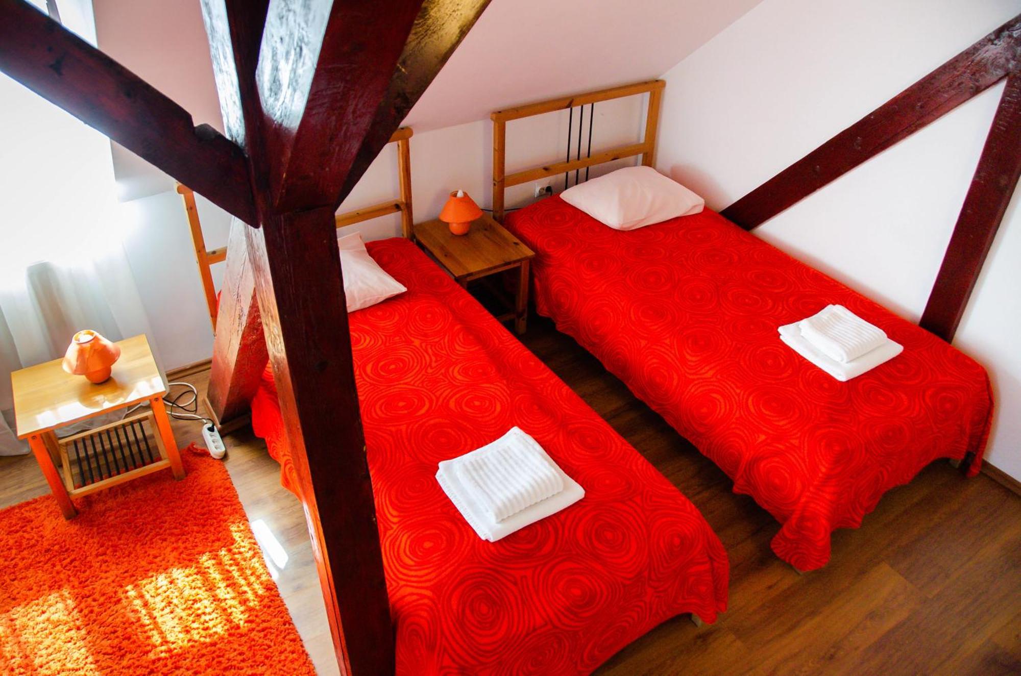 Conacul Bunicilor Otel Novaci Dış mekan fotoğraf